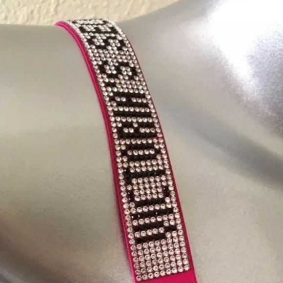 Victoria's Secret V-Wire Shine Bra NWOT - Picture 5 of 7